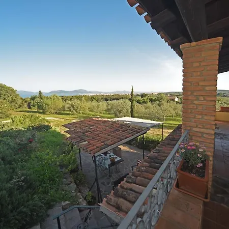 Holiday home Caprifogli